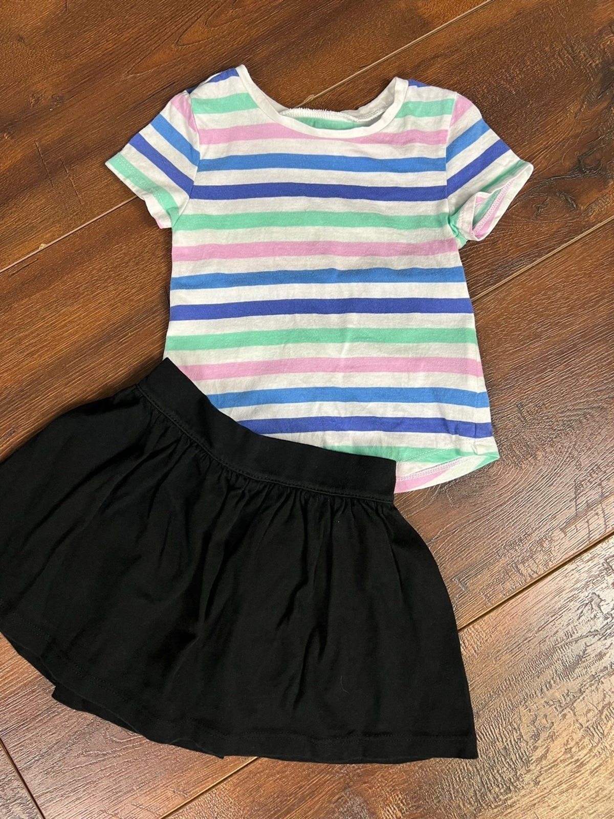 Foto 1 di 9