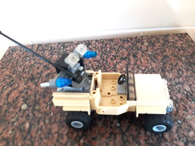 LEGO car & utensils from set 76003 Superman Battle of Smallville