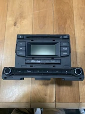 Hyundai Elantra Am Fm Cd Player Radio Receiver OEM 91670F2260UAT