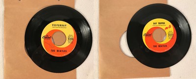 (2) 45 RPM Records ~ Beatles Day Tripper ~ We Can Work It Out ...