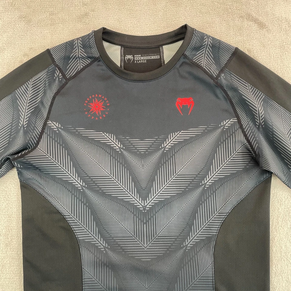 Camisa masculina Venum Jiu Jitsu compressão proteção contra erupções cutâneas 2XL UFC MMA BJJ luta nova sem etiquetas - Imagem 3 de 4