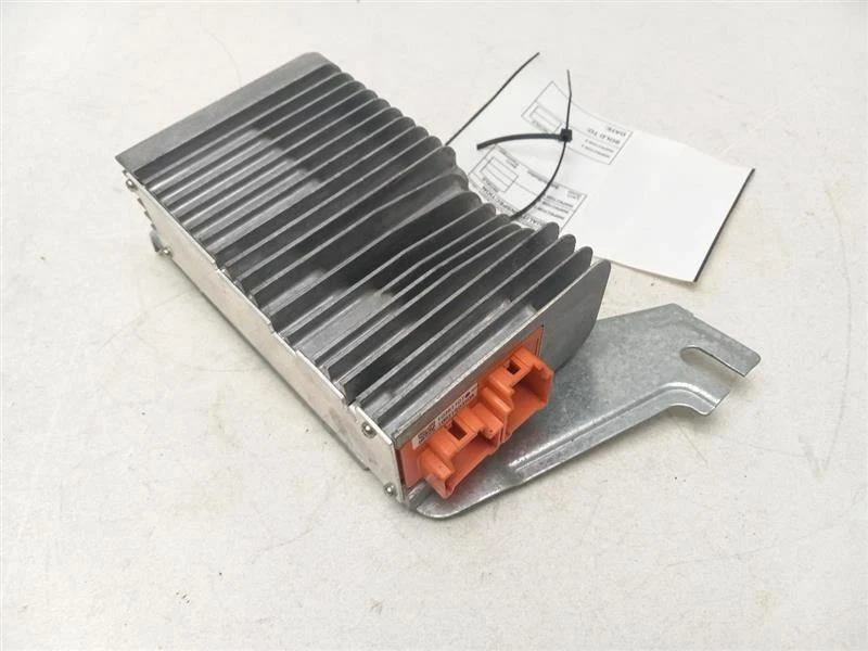 Chevrolet Malibu 2010 AC DC convertidor de energía eléctrica inversor Foto 2 de 4