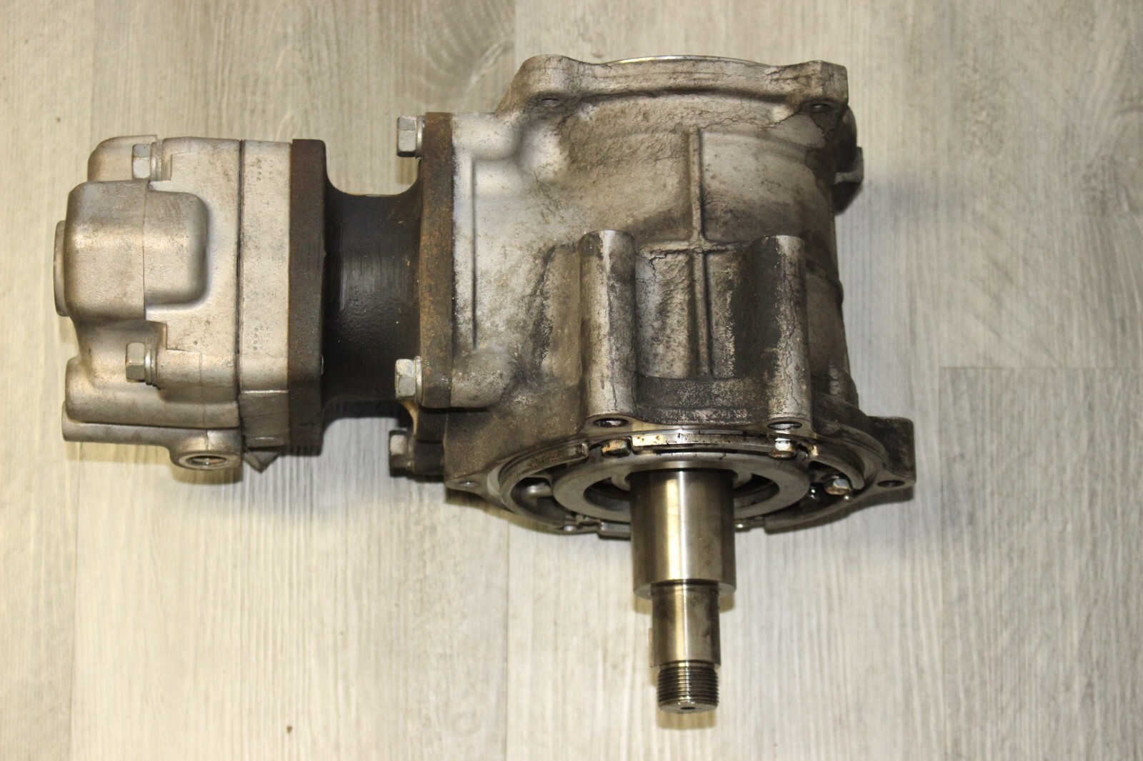 With Single Cylinder