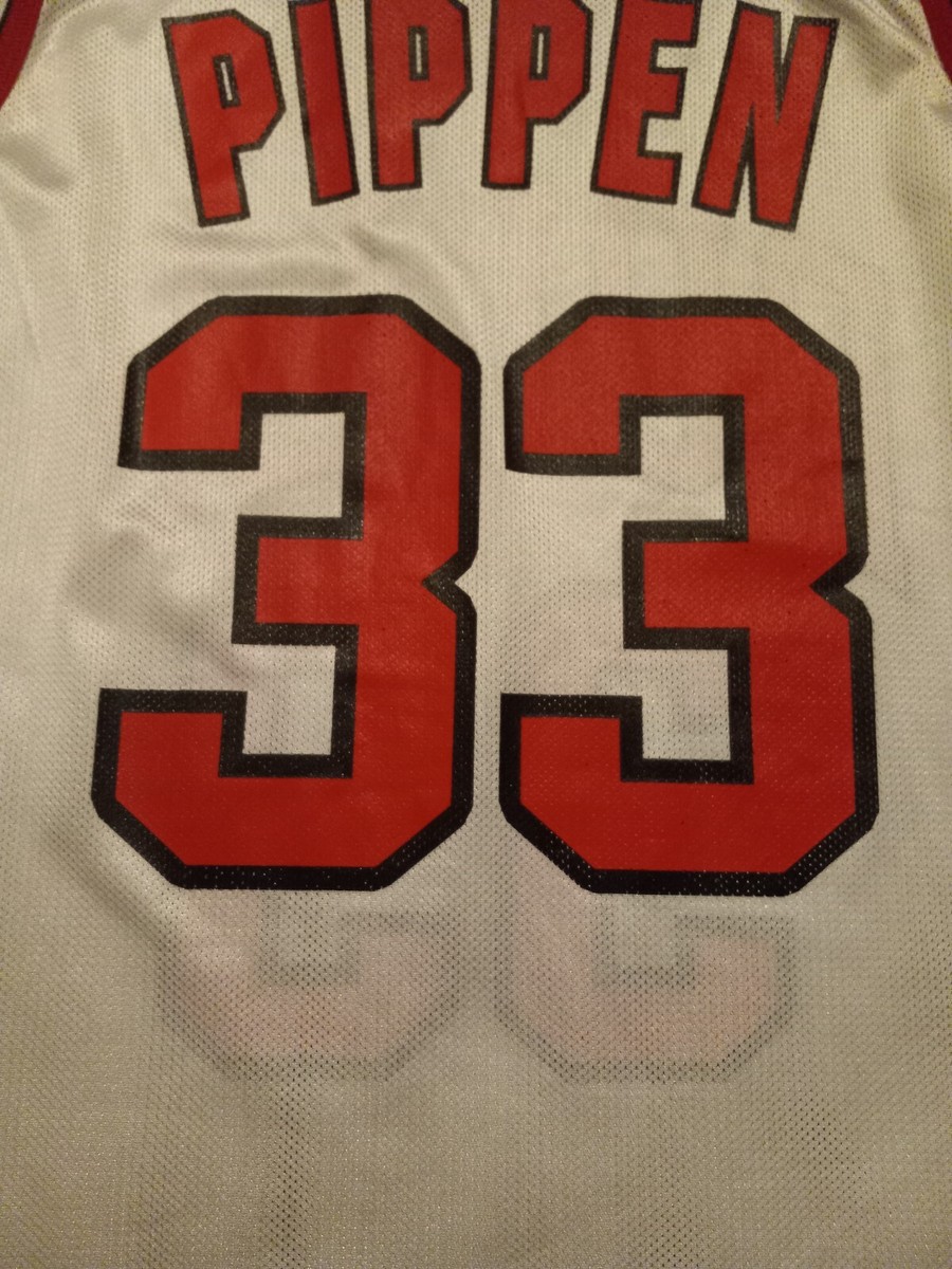 Vintage Chicago bulls Scottie Pippen number 33 Jersey *16 | eBay Vintage Chicago bulls Scottie Pippen number 33 Jersey *16 | eBay