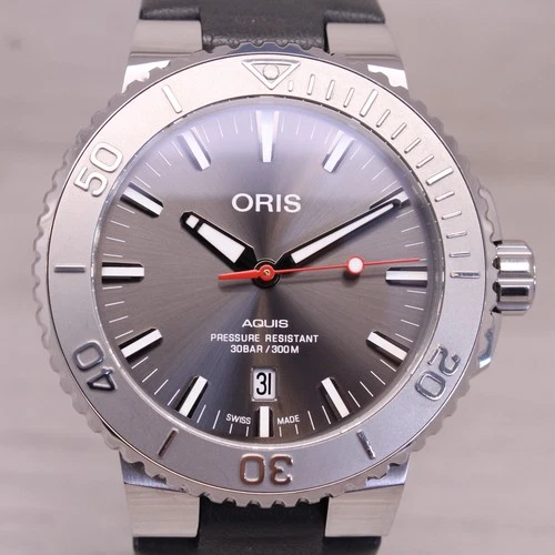 Oris Aquis Date Relief Mens 43.5mm Steel Automatic Divers Watch w/ Leather 7730