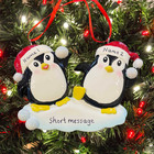 Weihnachtsdeko. Personalisiertes Pinguin Paar Ornament. Weihnachten 2025