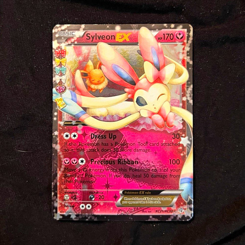 The Pokemon Company Sylveon EX RC21/RC32 Generations Ultra Rare Full Art Holo