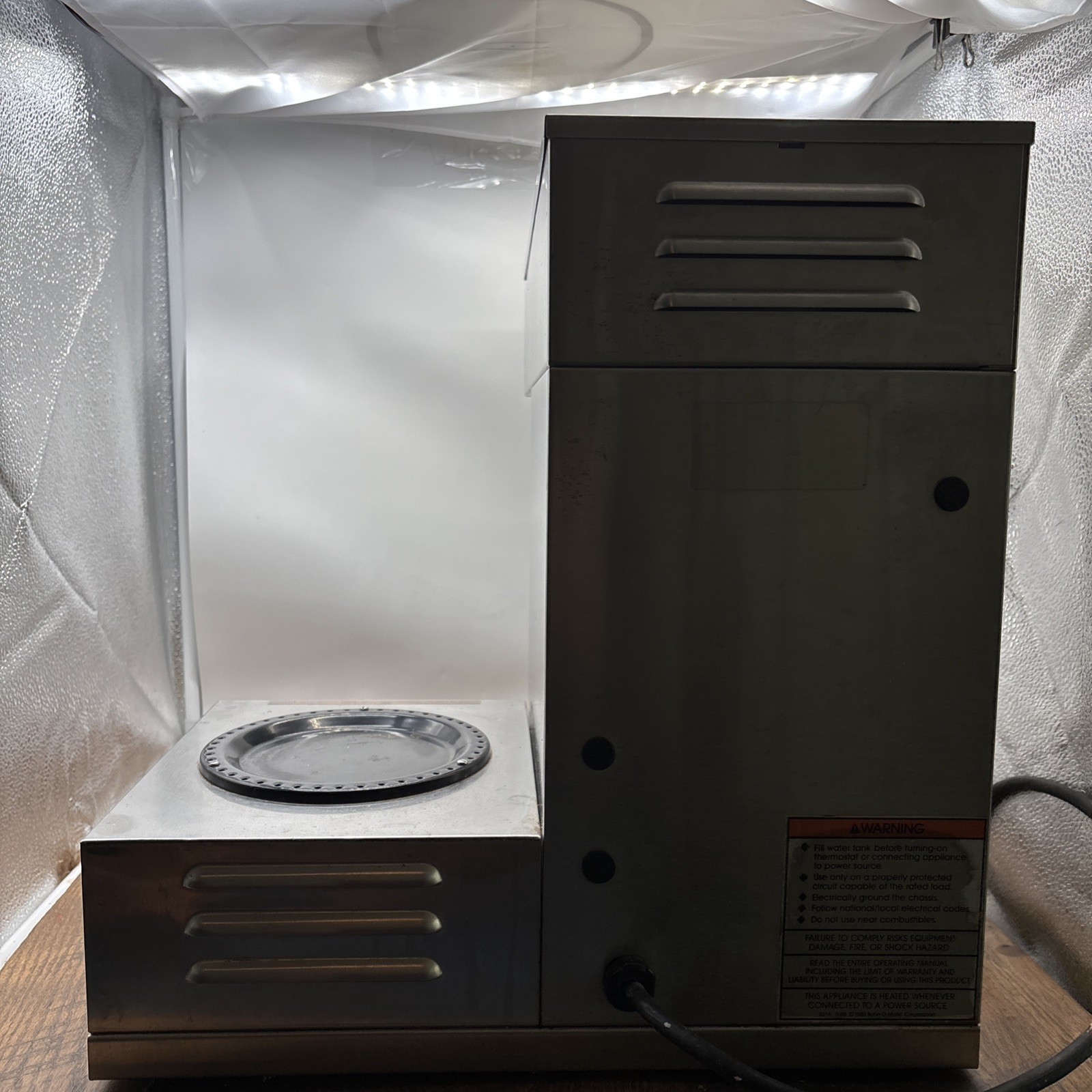 Bunn VP17-3, 3L Black 12 Cup Low Profile Pourover Coffee Brewer, 3 Warmers Works