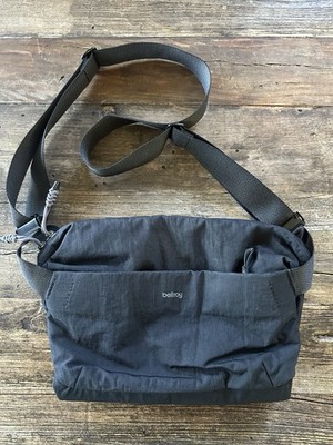 Bellroy Venture Sling 9L Black Messenger Bag Adjustable Strap, Great Condition!