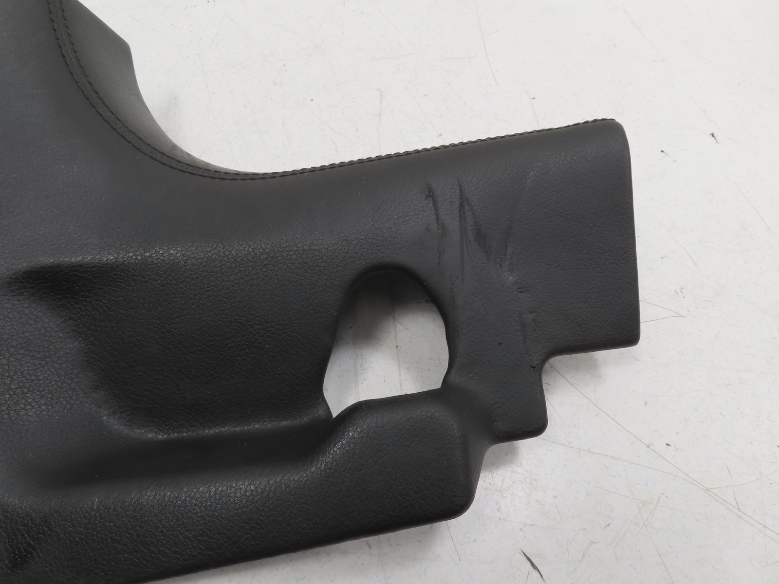 06 Lamborghini Gallardo #1310 Trim, Door Sill Cover Front Leather Black Left 401