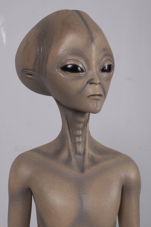Gray Alien Life Size Resin Statue Prop Decor Outer Space Theme Display ...