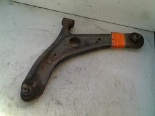 Triangle de suspension Toyota VERSO