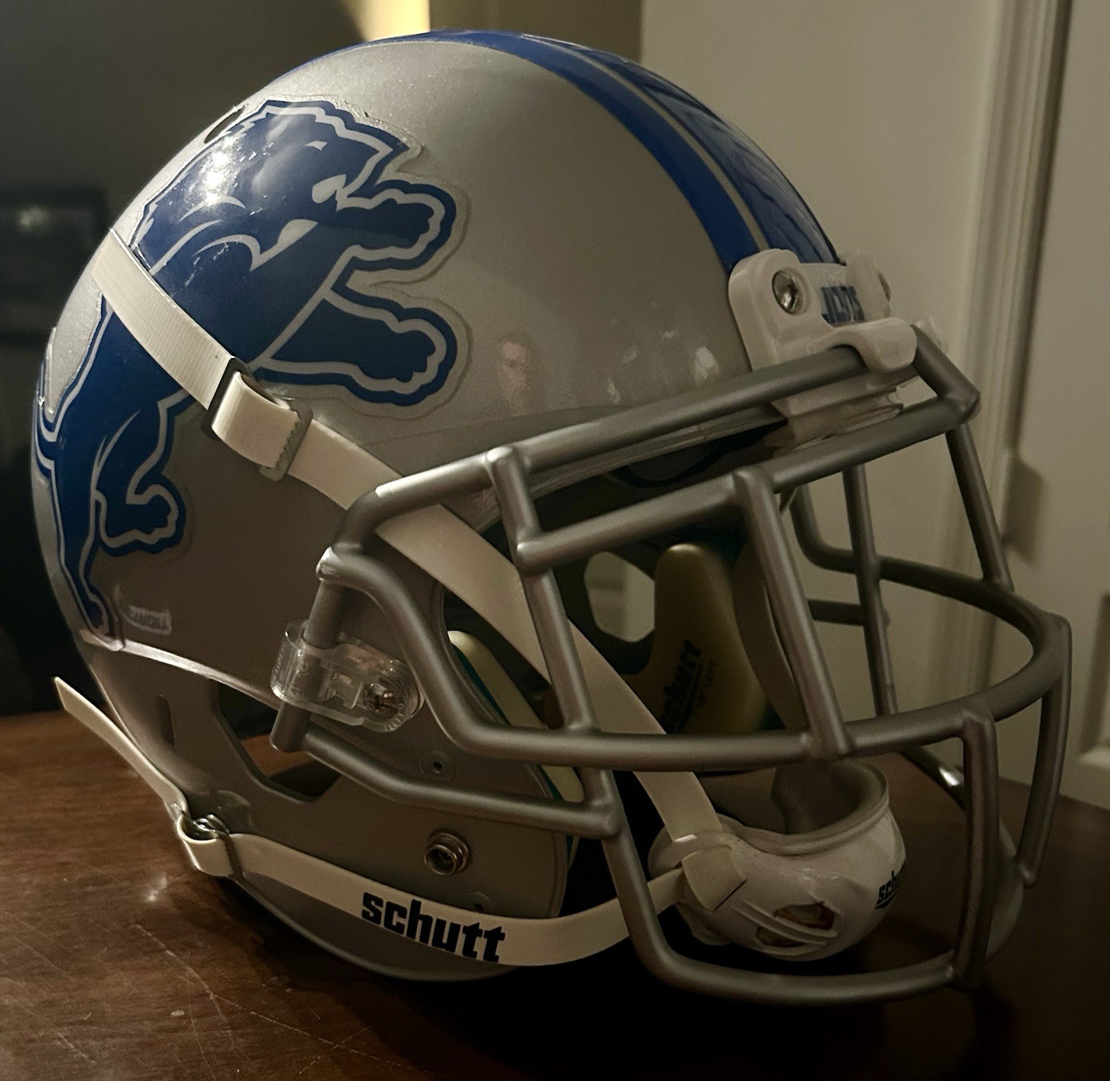 New Full Size Authentic Detroit Lions Schutt Air XP Football Helmet Adult M