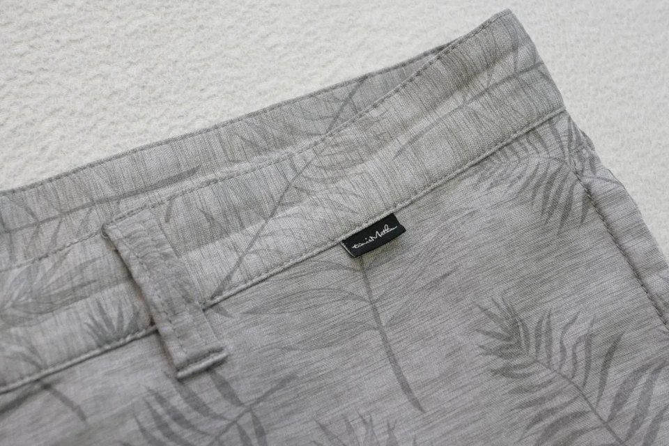 Pantalones Cortos de Golf Travis Mathew Florales Planos Ajuste Seco Elastizados Atléticos Para Hombres Talla 38 Foto 3 de 4