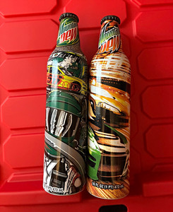 Mountain Dew Aluminum Bottle Racing Car Design Multicolor Lot of 2 16 fl oz 2008