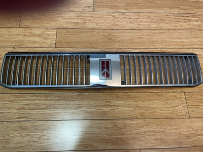 Oldsmobile Ciera grill NOS cheap 1988-1992
