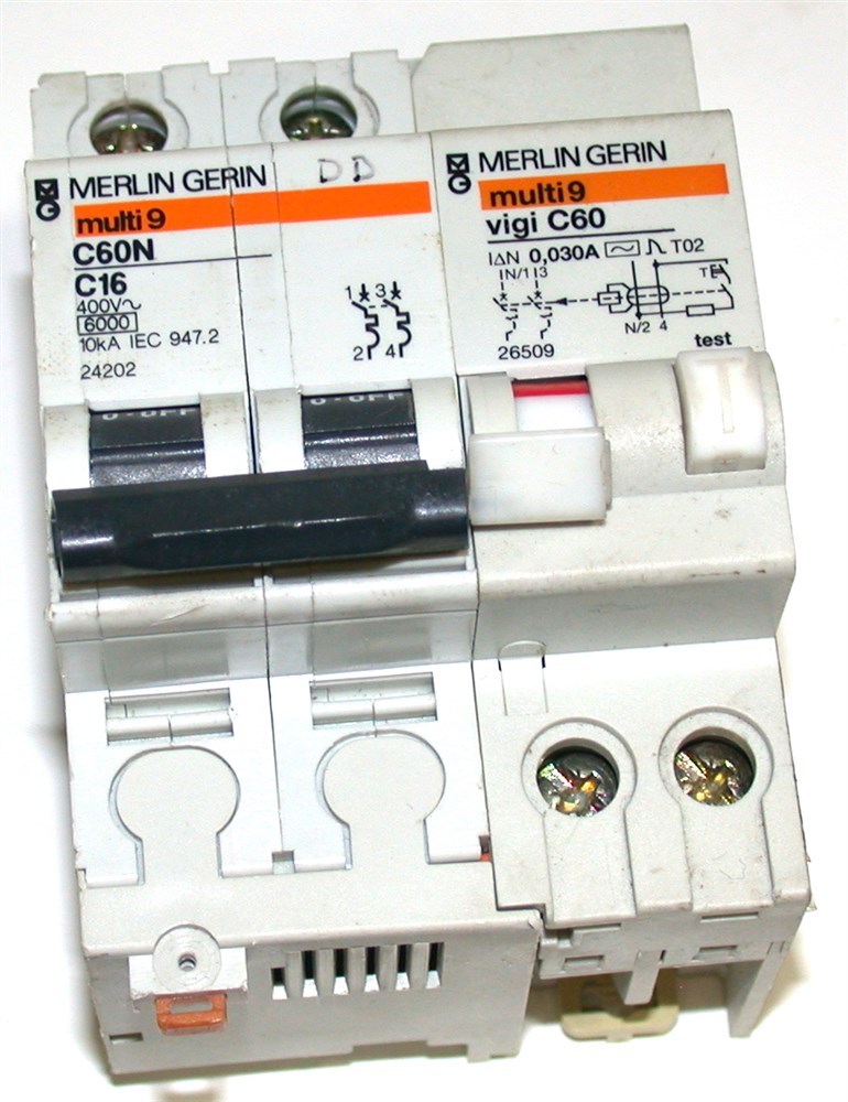 UNION ビンディング TRILOGY WARM GARY M MERLIN GERIN MULTI 9 C60N 16 AMP C CURVE DOUBLE CIRCUIT BREAKER