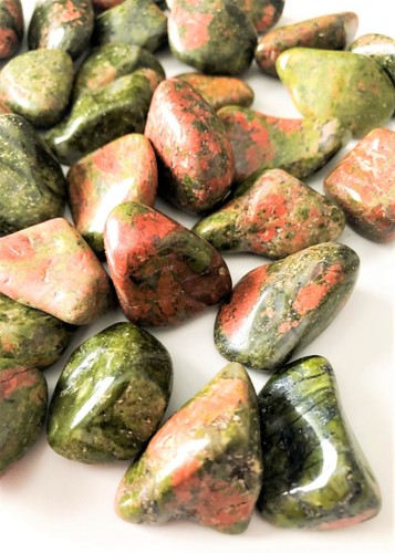 12 MEDIUM AFRICAN TUMBLE STONES - UNAKITE GEMSTONES TALISMAN ANCIENT WISDOM NEW - Picture 3 of 3