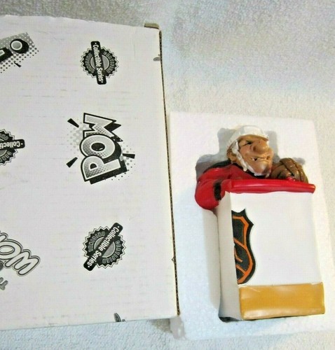 The Comical World of Warren Stratford ~ "POW" ~ NHL Player Figurine #16-453 NIB! - Bild 3 von 5