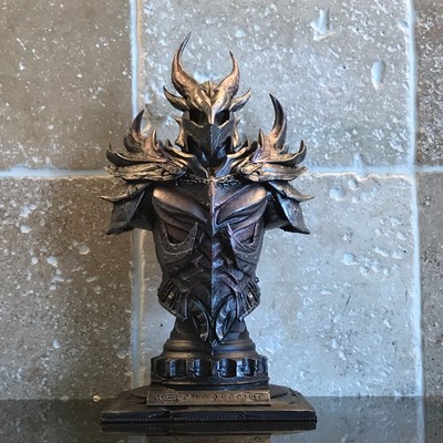 Deadric Armour Skyrim Büste Statue, Handarbeit aus hochwertigem Resin, bemalt!