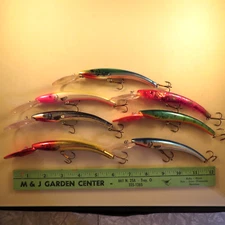 Lot of 7 Original Reef Runner Series 800 Deep Diving Stick Bait Lures Fishing **