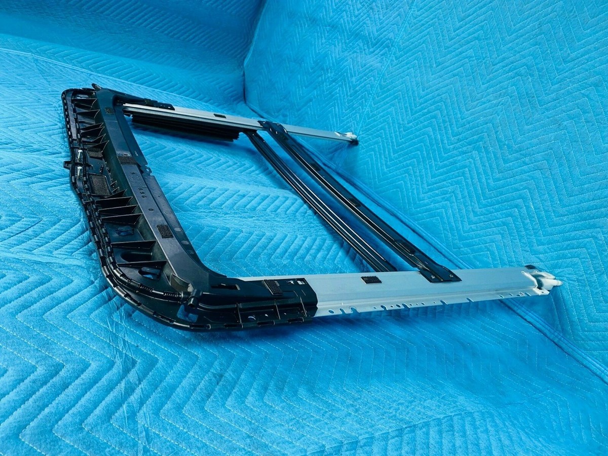 Infiniti QX56 QX80 Nissan Armada Sunroof Frame Housing 91306-1V91A