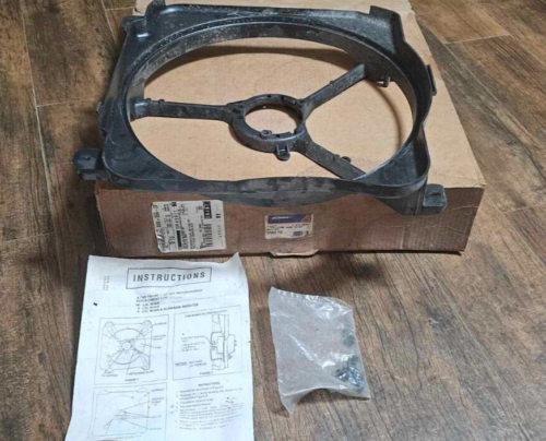 NOS FAN SHROUD oldsmobile chevrolet buick pontiac GM 22137100 ACDELCO 15-8660 - Picture 1 of 8