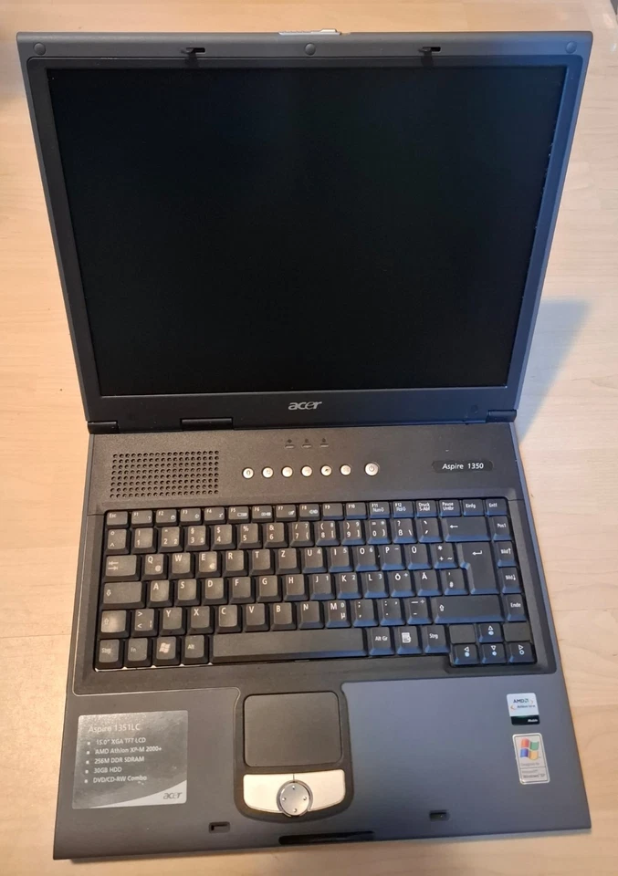 Acer Aspire 1351LC, retro- WindowsXP-funktionstüchtig, gepflegt-für PC Fans - Bild 2 von 4