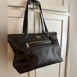 Coach Brown and Black Signature Gallery Tote F79609