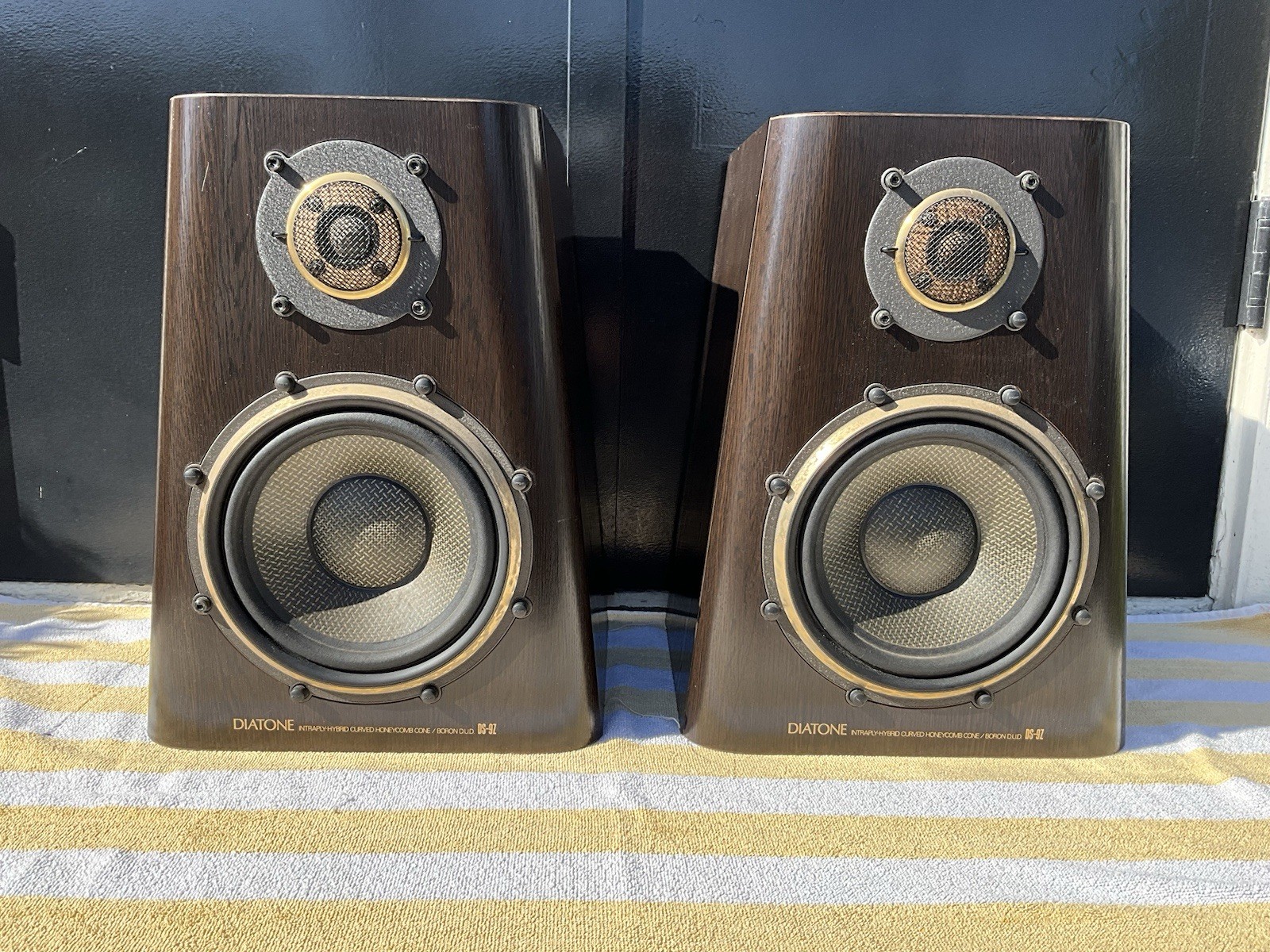 DIATONE ダイヤトーン スピーカーペア DS-9Z Diatone DS-9Z Diamond Pyramid Speakers, Super Rare & Very