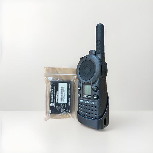 3-pak Motorola CLS1110 Dwukierunkowe radio Walkie Talkie (UHF) - Zdjęcie 2 z 2