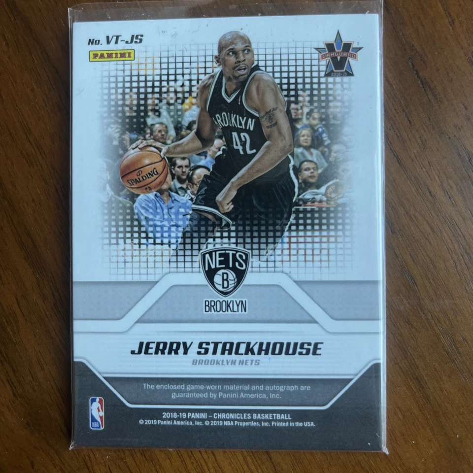 2018-19 Panini Chronicles - V-Team Signature Swatches Jerry Stackhouse VT-JS /99 - Imagem 2 de 2
