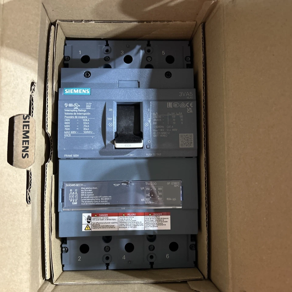 Siemens 3VA5445-6EC31-0AA0 450 Amp Circuit Breaker 3 Pole 600V NEW SURPLUS STOCK - Image 2 of 4