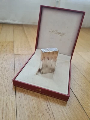 Briquet St dupont plaqué argent - Photo 1/4