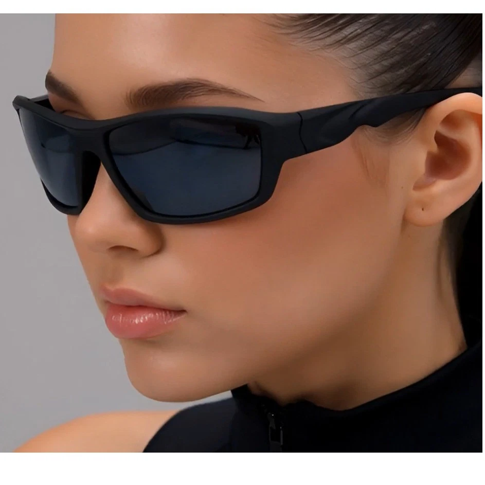 Women\'s Black Wrap Sunglasses - Unbranded Adele Wrap-Around Sunglasses | Modern Women main image 3