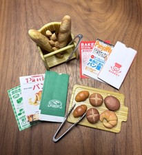 VTG Megahouse Re-ment 2005 Fresh Bakery #1 French Baguette Stand & #7 Rolls