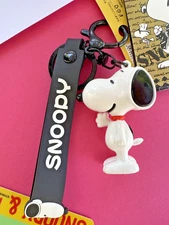 Peanuts Cartoon Snoopy Dog House  Character 3D Keychain keyring Purse Gift Charm