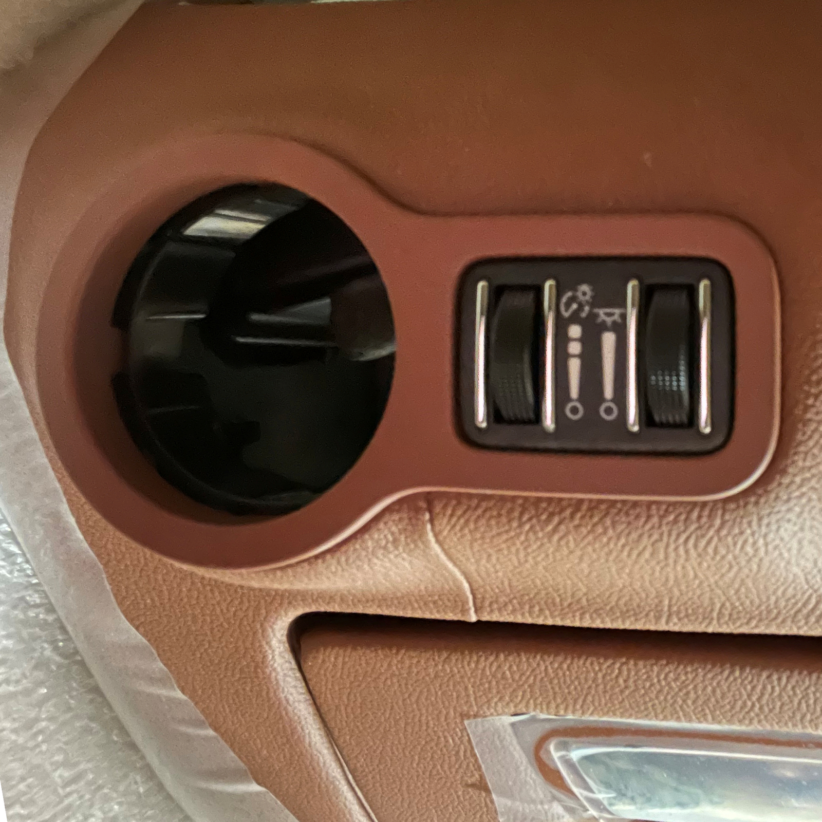 GENUINE MASERATI Complete GSX DASHBOARD Black And Tan OEM NEW 670152333