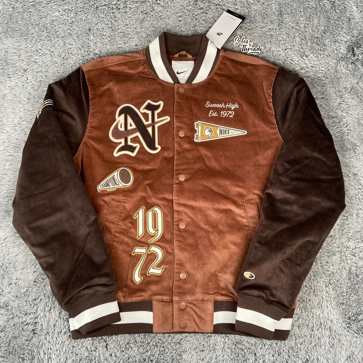 Nike Sportswear Corduroy Bomber Jacket Size Large Men Brown FQ6159