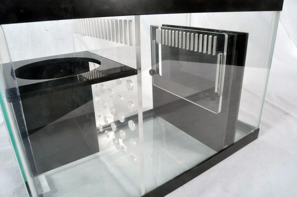 KIT DE REFUGIO - Kit de sumidero ezBuild Pro de 10 galones para Aqueon / Imagitarium (MTO) Foto 4 de 4