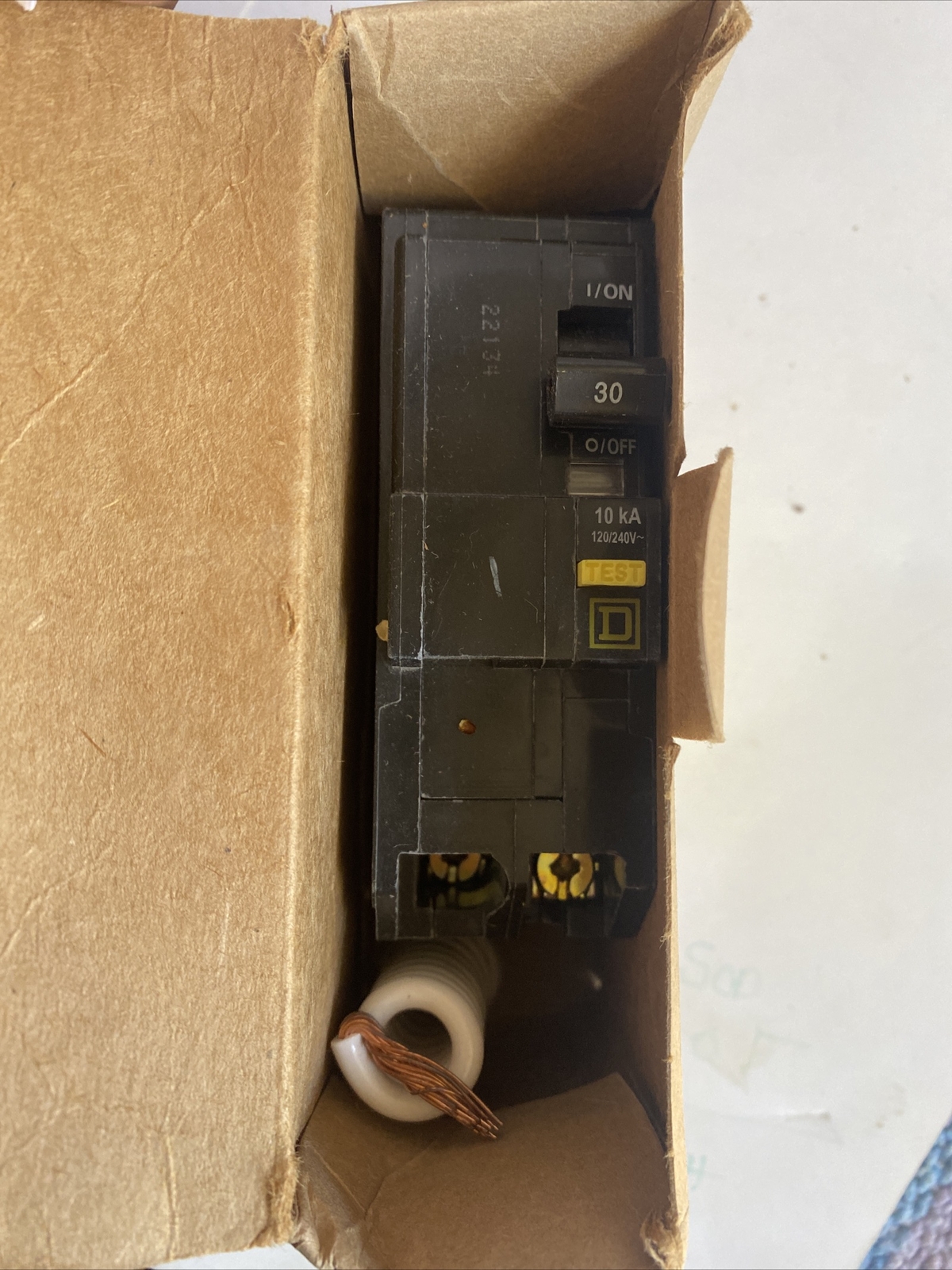 Square+D+30Amp+240V+Mini+Circuit+Breaker+%28QOB230GFI%29 for sale ...