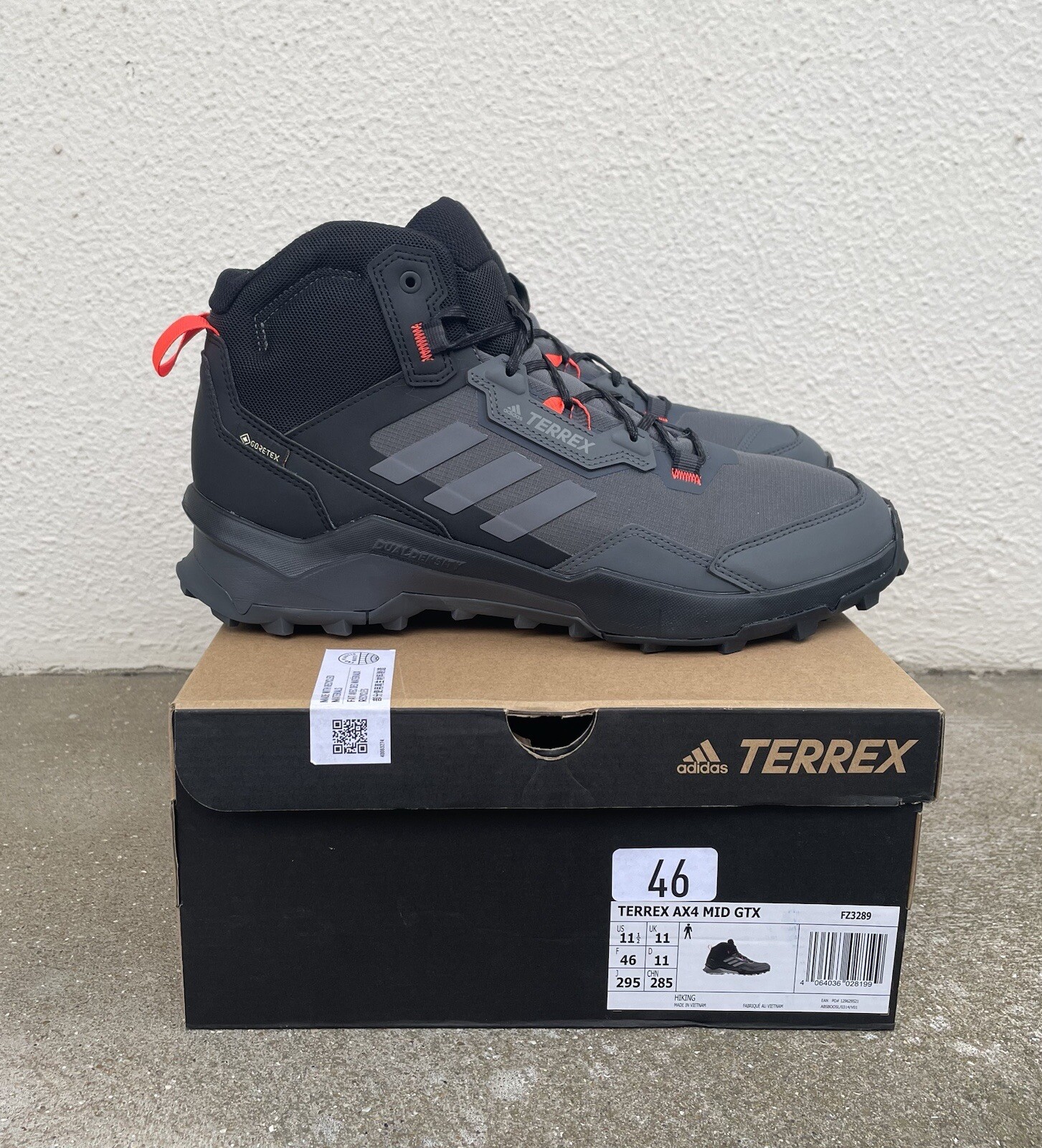 Adidas Terrex AX4 Mid GTX Gore-Tex DS size 46 (11,5US - 29,5cm)