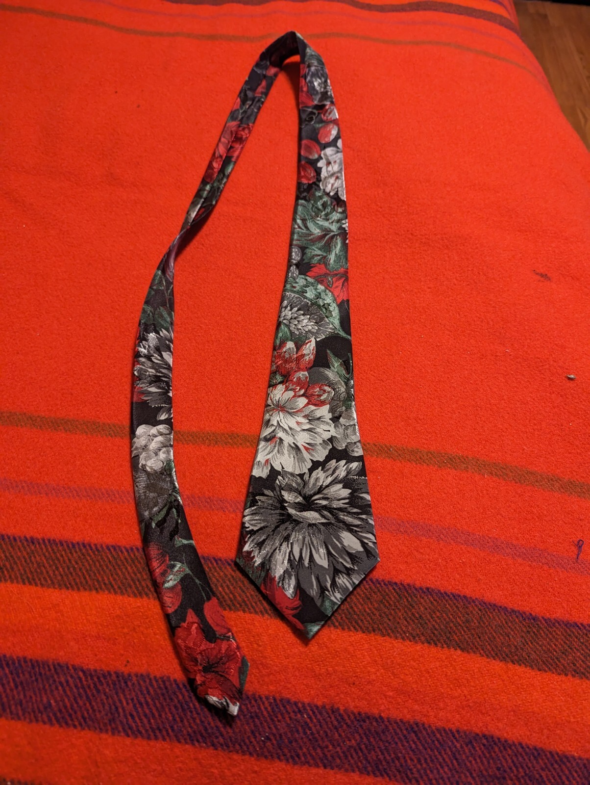 Picture 2 of 4