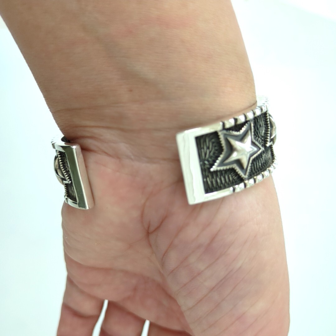Cody Sanderson 1piu1uguale3 Sterling Silver 925 Bangle Cody Sanderson 1piu1uguale3 Sterling Silver 925 Bangle