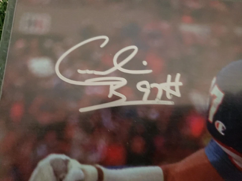 Foto de futebol americano Buffalo Bills assinada por Cornelius Bennett 11x14 (certificado de autenticidade JSA) - Imagem 2 de 3