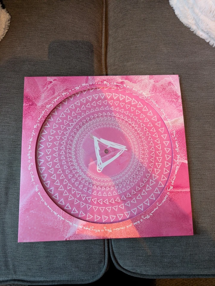 Ed Sheeran - Play Zoetrope Vinyl LP Hand-numbered   limited to 5000.     In Hand - Image 2 of 3