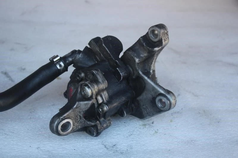 BMW 135i E88 2008 bomba de dirección asistida 32416779244 Foto 3 de 4