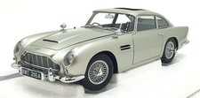 Autoart 1/18 Scale 70296 - Aston Martin DB5 Goldfinger (w/weapons) - Silver