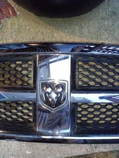 Fits 2002-2005 Dodge Ram 2500 Ram 3500 Ram 1500 Main Stainless Black Grille