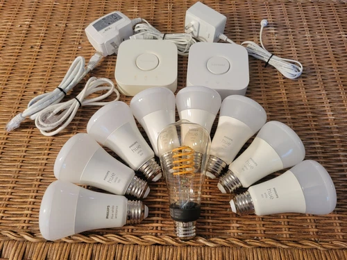 Hue White Lot 9 White Bulbs A19 800, 1100, Hue White Ambiance, filament, 2 Hubs